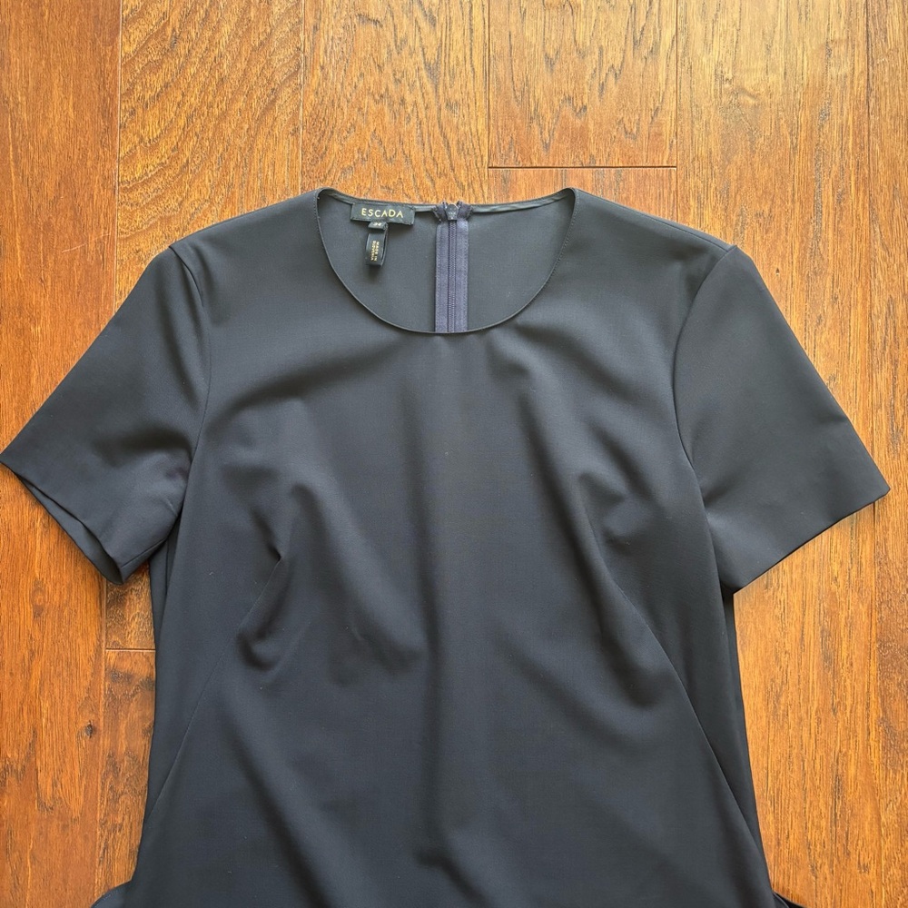 Escada Navy/Black Virgin Wool Ruffle Hem Tunic Top | Size 34 | NWOT - Picture 7 of 10